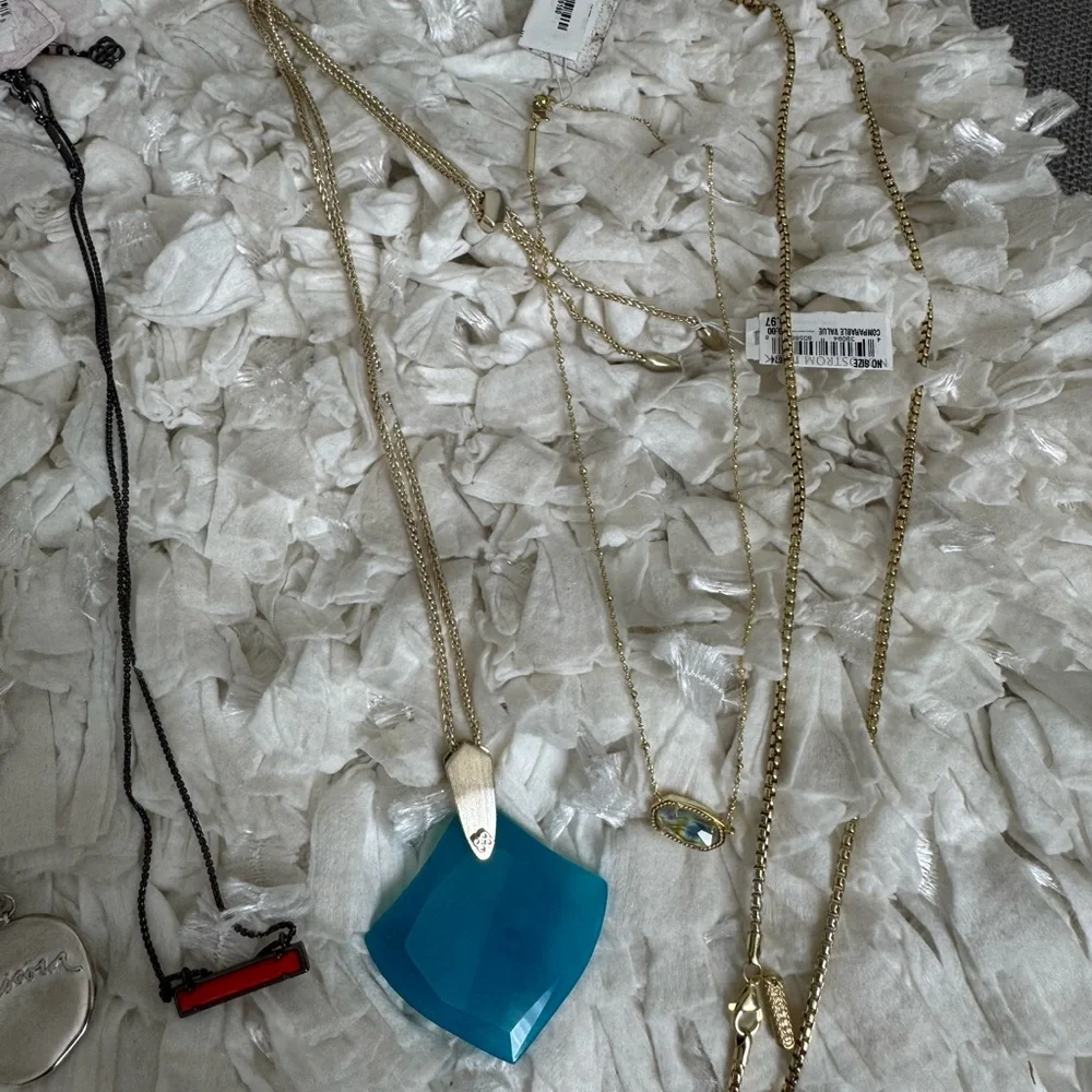 5 kendra Scott Neckalaces 1 Degs and Sal - Picture 6 of 7